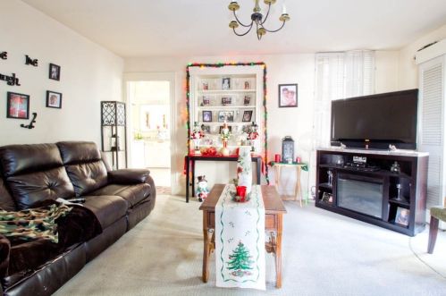 6717 Pickering Ave, Whittier CA 90601-3333 exterior