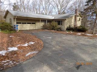 33 Barton Ln, Gales Ferry, CT 06339-1902