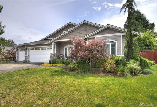 6221 Bock Ave, Sumner, WA 98390-2661
