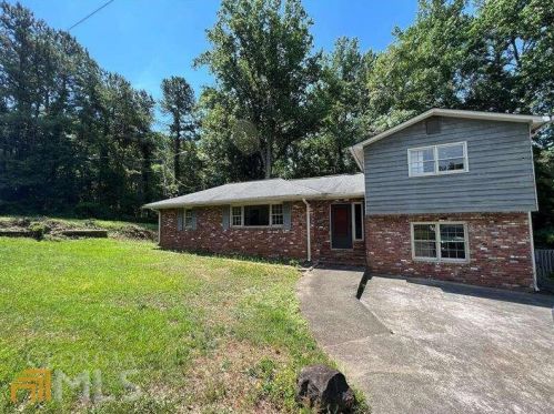 868 Dogwood Dr, Marietta, GA 30066-6209