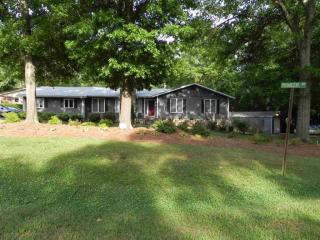 1402 Pioneer Dr, Anderson, SC 29621-2234