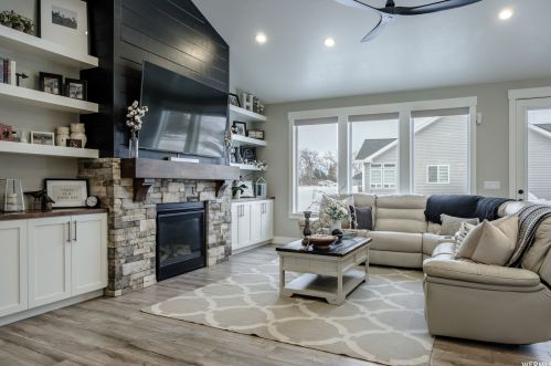 288 200, Wellsville UT 84339-9703 exterior