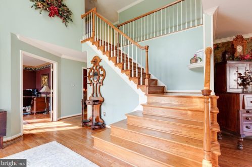 106 Whitney Pl, Leesburg, VA 20176-4833