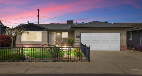 1419 Mariposa Way, Lodi, CA 95242-2950
