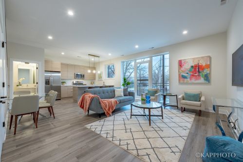 35 Hoyne Ave, Chicago, IL 60612-3020