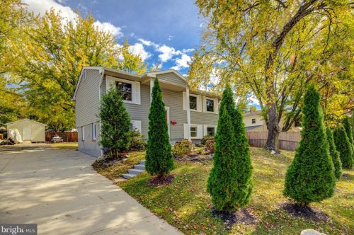 13213 Kerrydale Rd, Woodbridge, VA 22193-5017