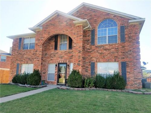 2510 Doyle Dr, Garland TX  75048-4037 exterior