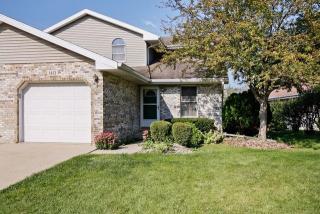 1413 Strawberry Hill Dr, Romeoville, IL 60441-4541