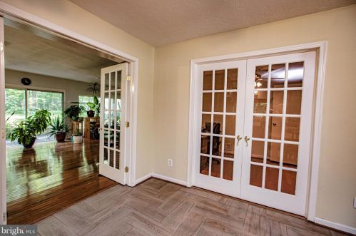 7415 Hastings St, Springfield VA  22150-4108 exterior