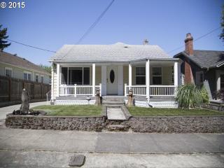 4423 31st Ave, Portland, OR 97202-3637