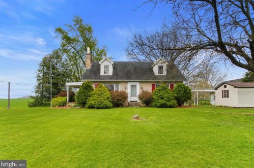680 Stoverstown Rd, York, PA 17408-8963