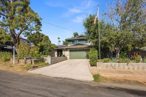 8123 Starview Dr, El Cajon, CA 92021-1750