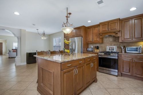 14911 Groveview Ln, Irvine, CA 92604-2308