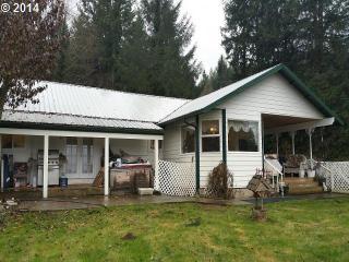 25811 C C Landon Rd, Yacolt, WA 98675-3213