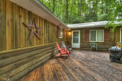 938 Mountaintown Rd, Ellijay, GA 30540-0008