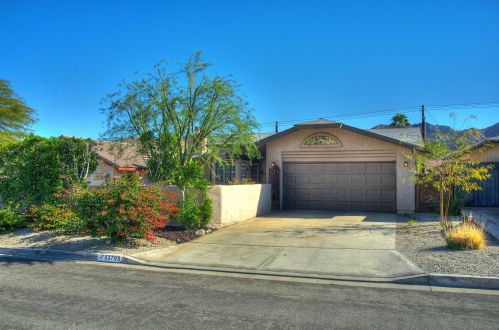 53798 Avenida Madero, La Quinta, CA 92253-3551