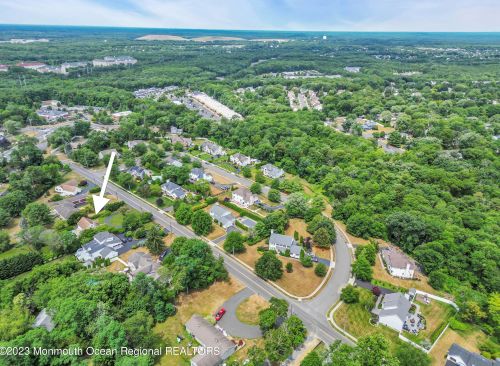 232 Cold Indian Spg Rd, Tinton Falls NJ 07712-3224 exterior