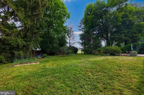 149 Roosevelt Blvd, Lancaster PA  17601-4039 exterior