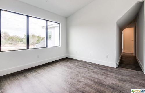 340 Warbler Dr, Spring Branch TX 78070-5064 exterior