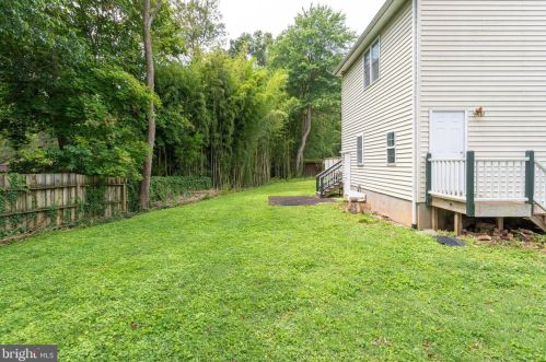 3349 Hickory Ct, Falls Church, VA 22042-3929