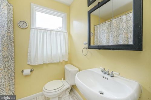 150 Linden Ave, Pitman NJ  08071-2110 exterior