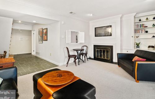 115 The Mews, Tavistock NJ exterior