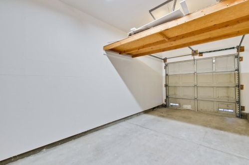 1983 San Luis Ave, Mountain View CA  94043-5601 exterior