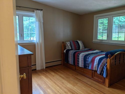 15 Juniper Hl, Unity NH  03743-3219 exterior