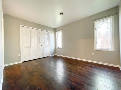 136 Meadows Cir, Crown Point IN  46307-8648 exterior