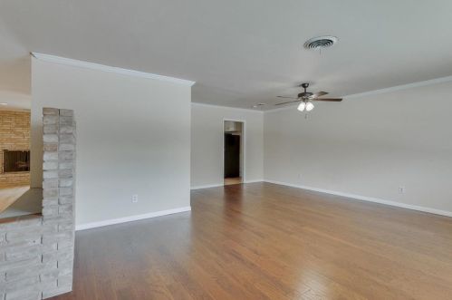 1712 Ridgmar Blvd, Fort Worth TX  76116-2048 exterior