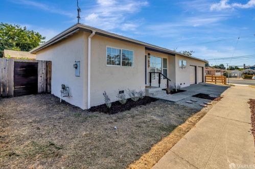 619 Dean St, Hayward, CA 94541-6418