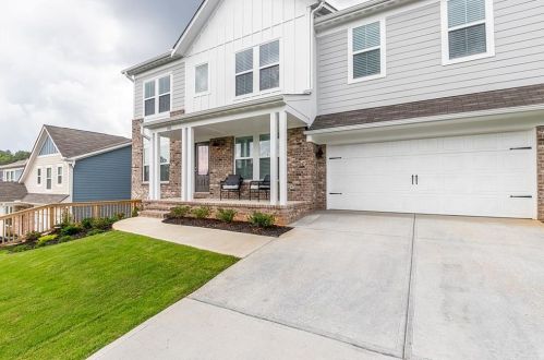 105 Greenbrier Way, Holly Springs GA  30114-5743 exterior