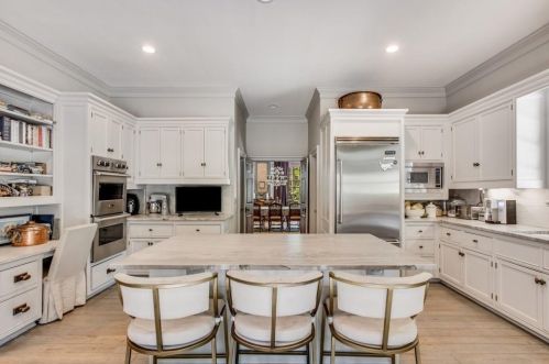 3229 Arden Rd, Atlanta GA  30305-1936 exterior