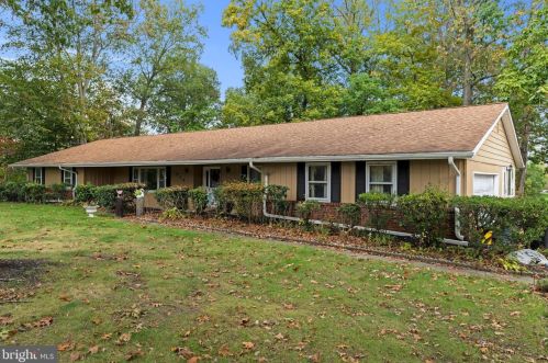 514 Little Gloucester Rd, Blenheim, NJ 08012-5256
