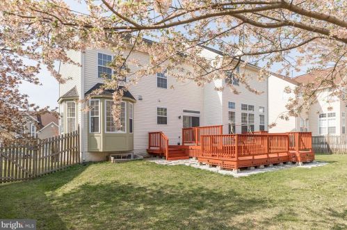 67 Barksdale Dr, Charles Town WV 25414-5616 exterior