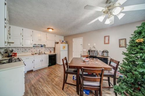 126 Ashland Dr, Stockbridge GA  30281-1769 exterior