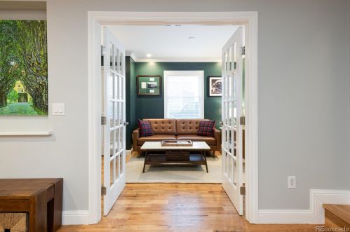 651 Dexter St, Denver CO  80220-5037 exterior