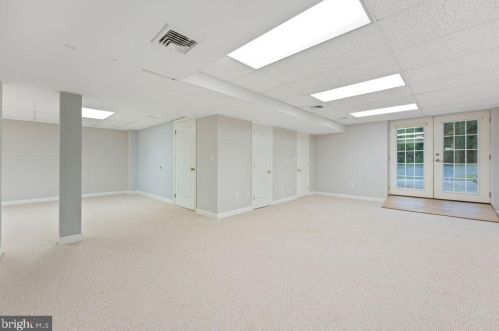 518 State Rd, Princeton NJ  08540-1410 exterior