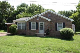 108 6th Ave, Loretto, TN 38469-2115