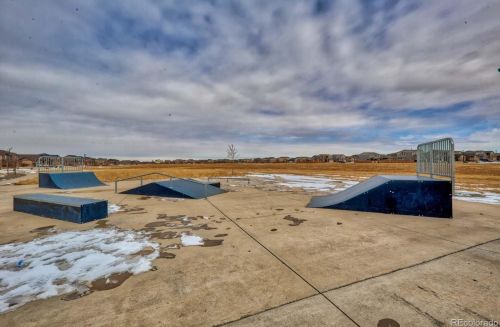 176 Kewaunee Way, Aurora CO 80016-4327 exterior