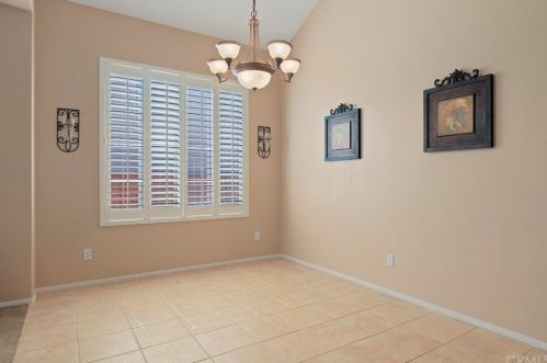 12758 Royal Palm Ln, Riverside CA  92503-7077 exterior