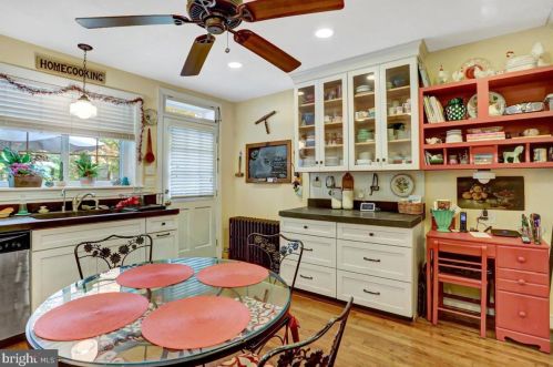 451 Market St, York PA 17403-1255 exterior