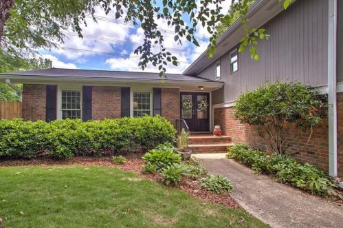 2425 Kingsland Dr, Atlanta, GA 30360-1441