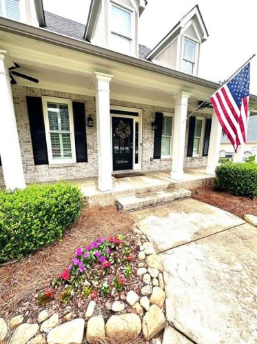 523 Sterling Water Dr, Monroe, GA 30655-7705