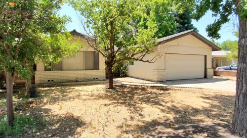 2424 Surrey Ave, Modesto, CA 95355-4554