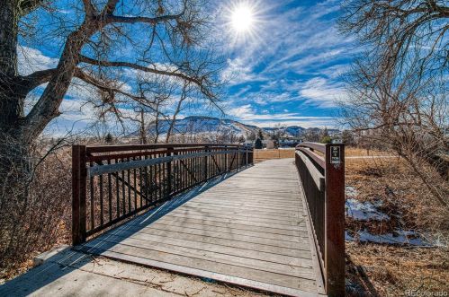 18947 61st Ave, Denver CO 80403-2103 exterior