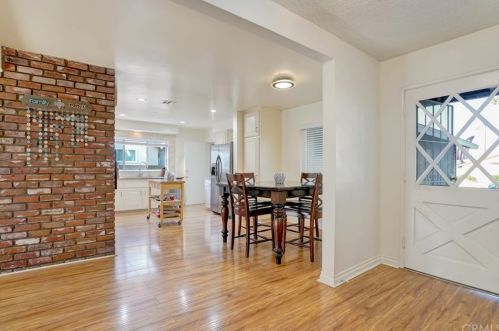 219 Nutwood St, Anaheim CA  92804-2532 exterior