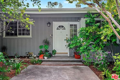 3554 Loadstone Dr, Van Nuys, CA 91403-4514