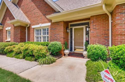 4186 Providence Ln, Tucker, GA 30084-2600