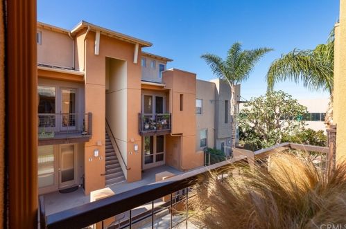 5507 149th Pl, Hawthorne CA  90250-8396 exterior